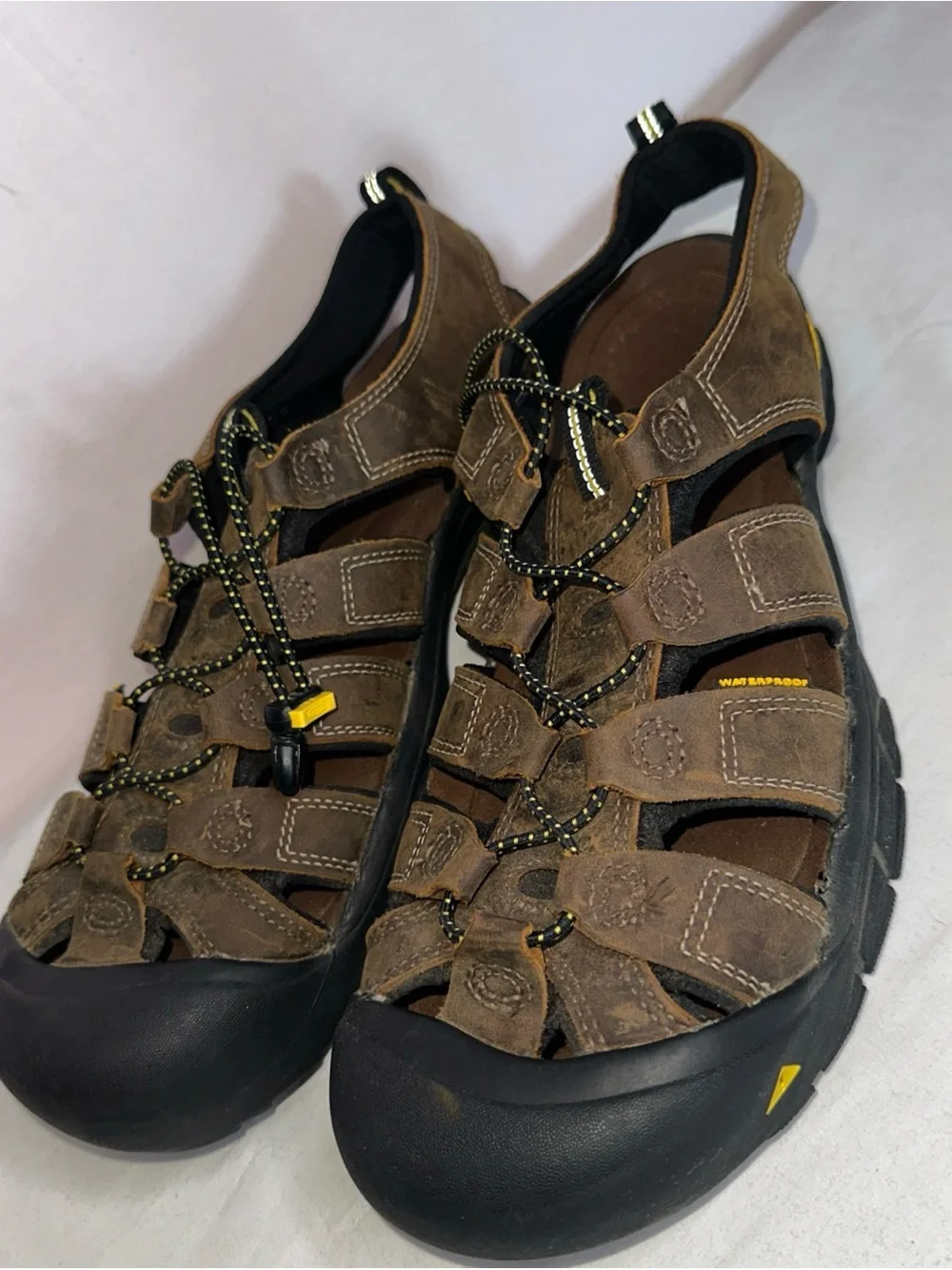 KEEN Brown Leather Men's Closed-Toe Hiking Sandals